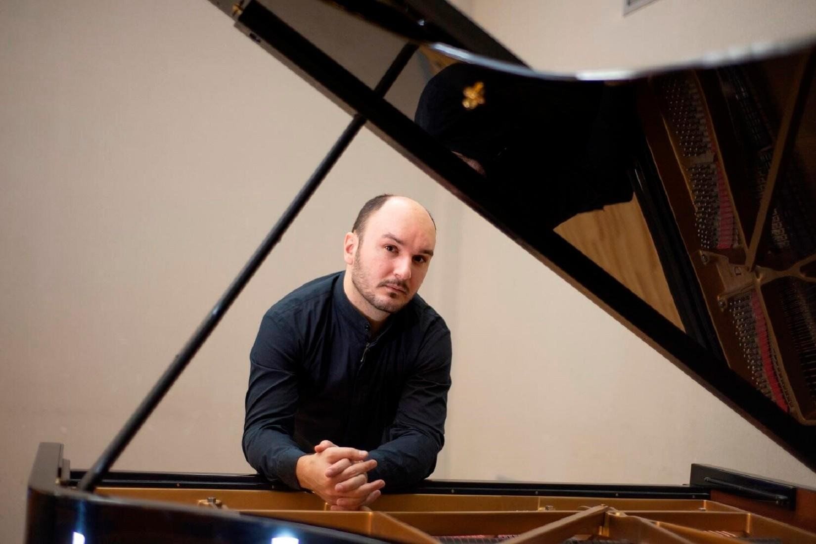 

Билеты на Вечер в Коломенском при свечах. Бах, Бетховен, Шопен: мировые шедевры классики (Театральная хоромина)