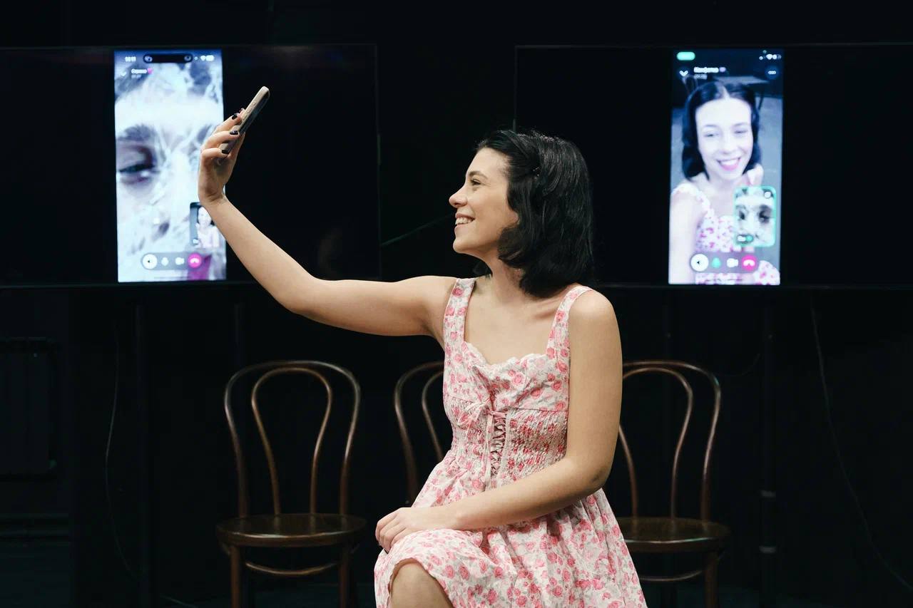 

Билеты на Москва. Люблю тебя (Сцена «Мельников»)