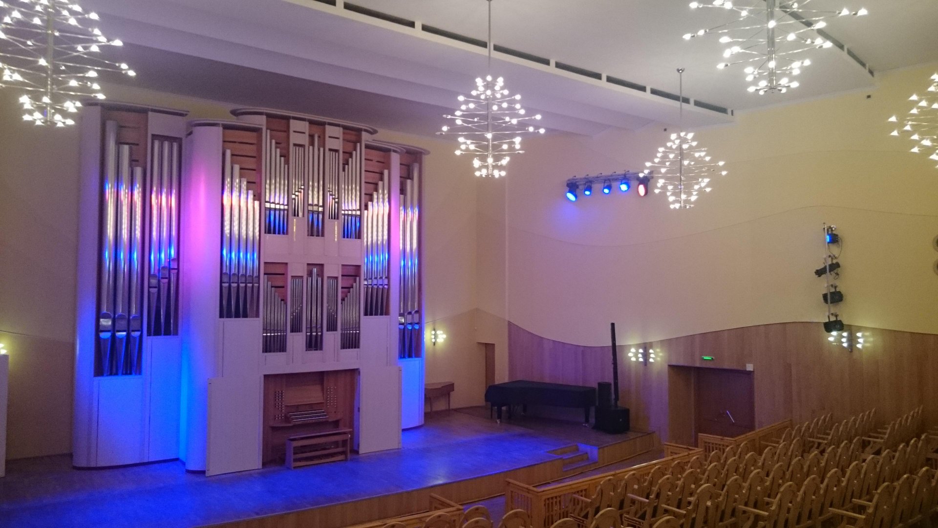 

Билеты на Ночь искусств в Пермской филармонии (Филармония. Органный концертный зал)