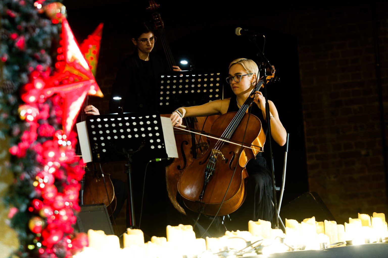 

Билеты на Легенды русского рока на виолончелях при свечах (Севкабель Порт)