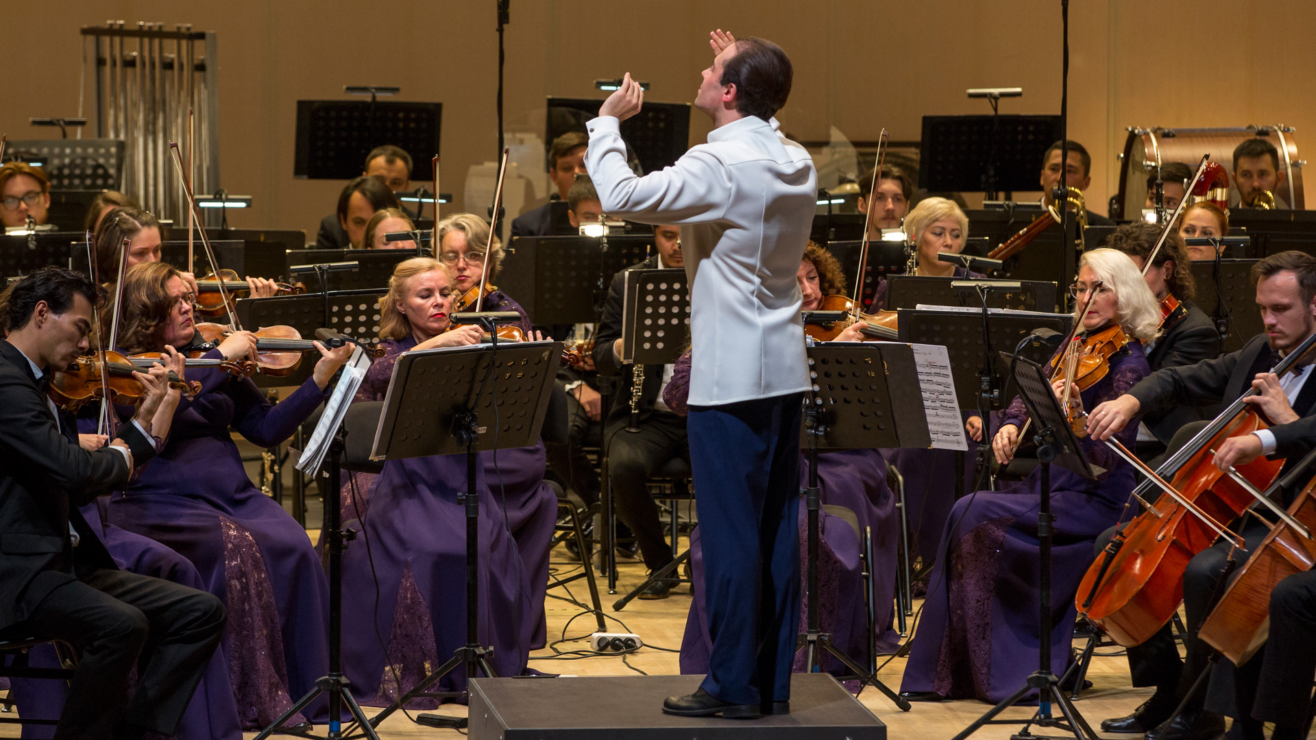 

Билеты на Волшебный Щелкунчик (Филармония. Большой зал)