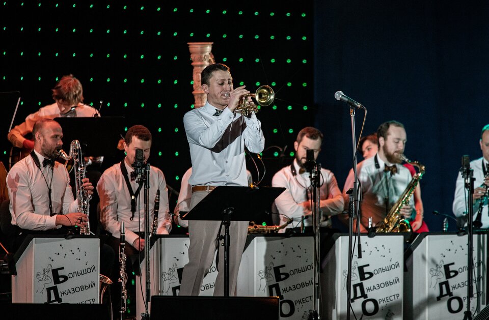 Золотые хиты мирового джаза. Гленн Миллер. Дюк Эллингтон. Фрэнк Синатра