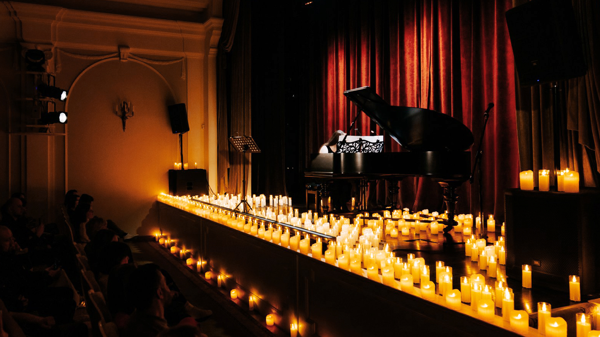 

Билеты на Людовико Эйнауди: неоклассика при свечах (Галерея Ильи Глазунова)