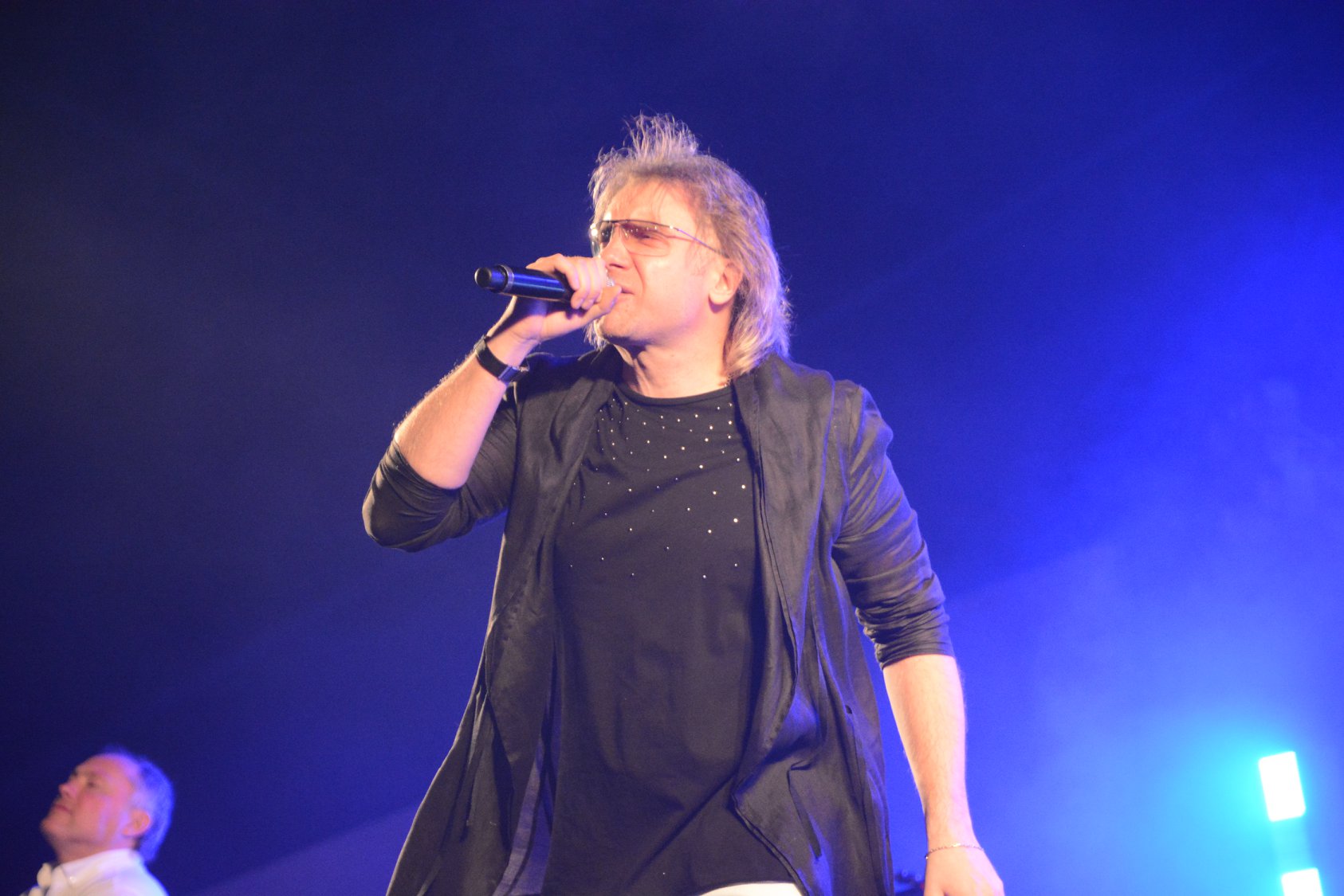 

Билеты на Белый орёл (БКЗ «Октябрьский»)