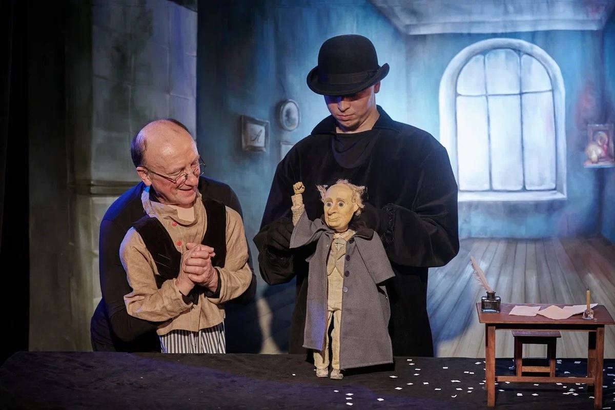 

Билеты на Акакий. Страсти по шинели (Комик-трест)