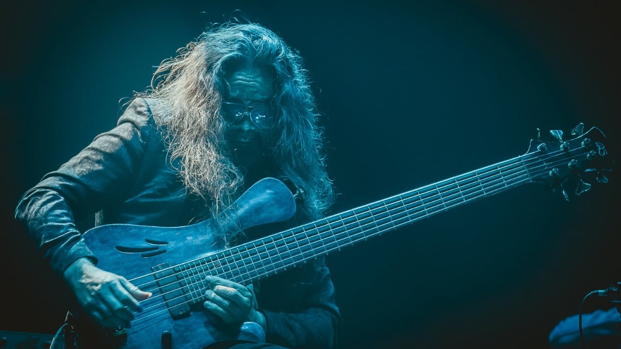 

Билеты на Трио Кристиана Гальвеса (Чили) (Эссе)