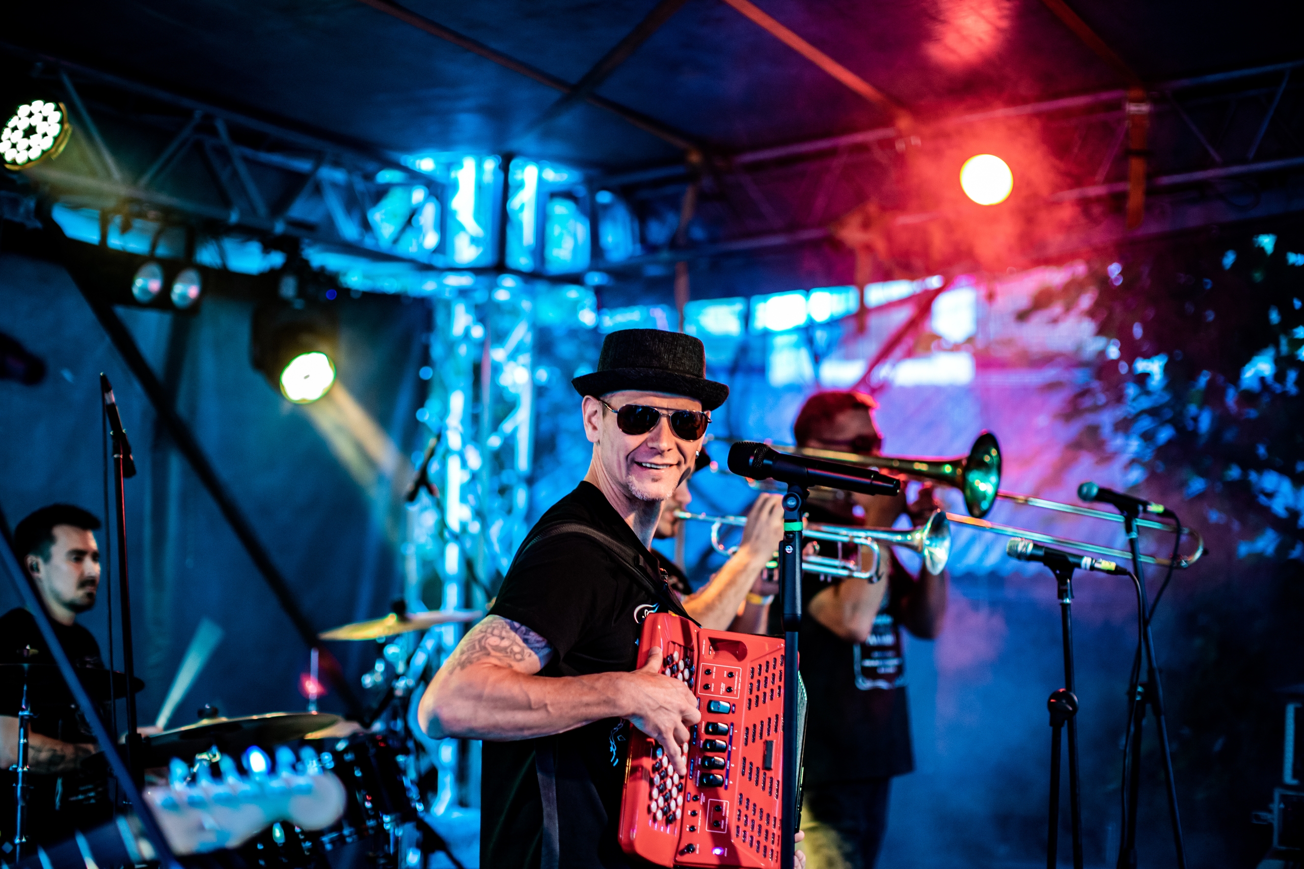 

Билеты на Волга-Волга (Максимилианс)