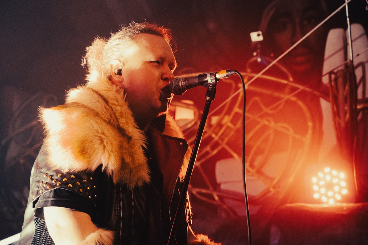 

Билеты на Огненный топор (Ласточка)