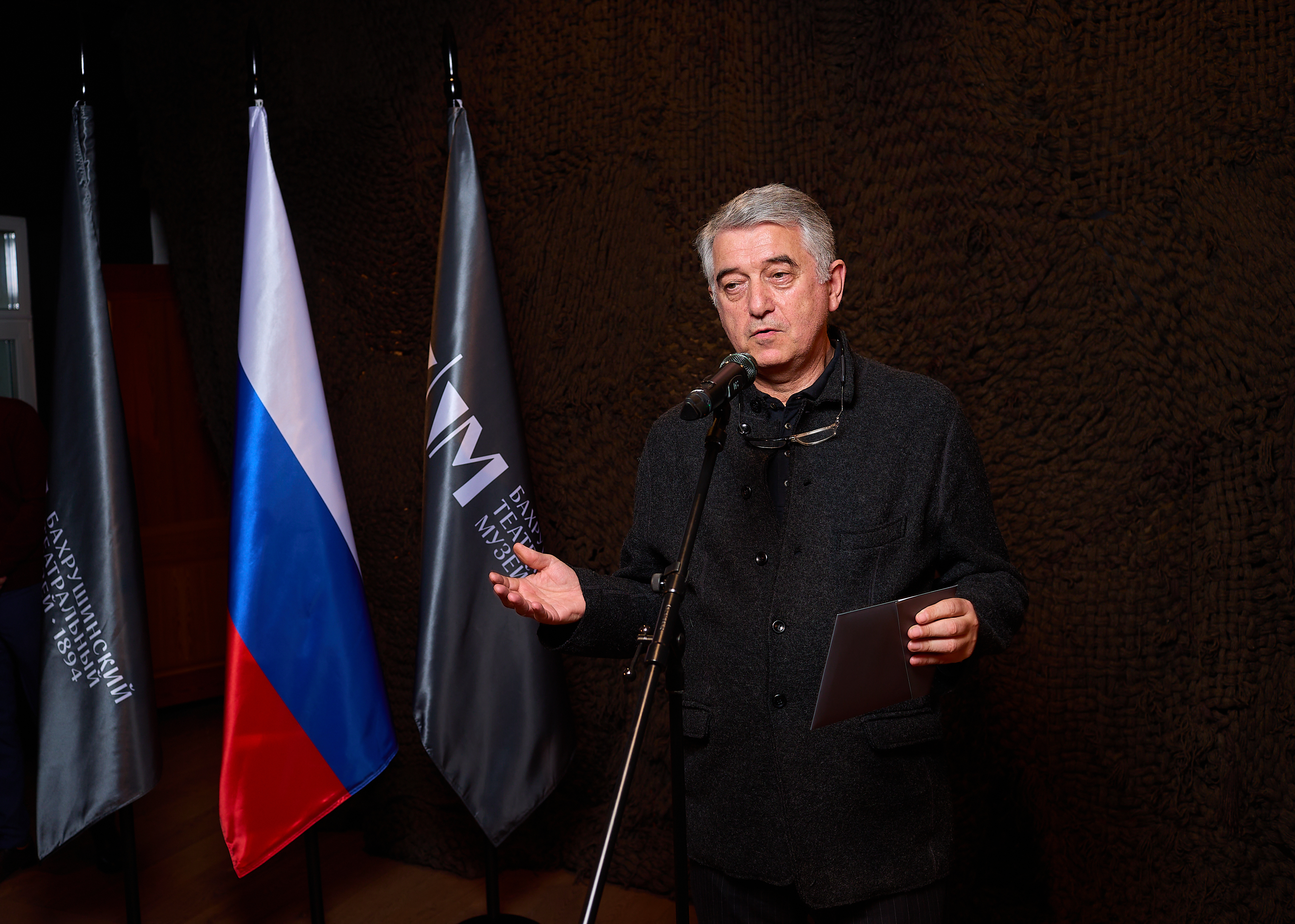 

Билеты на Боровские вечера. Евгений Каменькович (Мастерская театрального художника Давида Боровского)