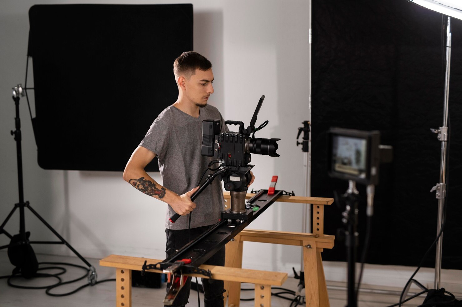 

Билеты на Ритм и темп в художественном фильме (Госуправление по кинематографии)