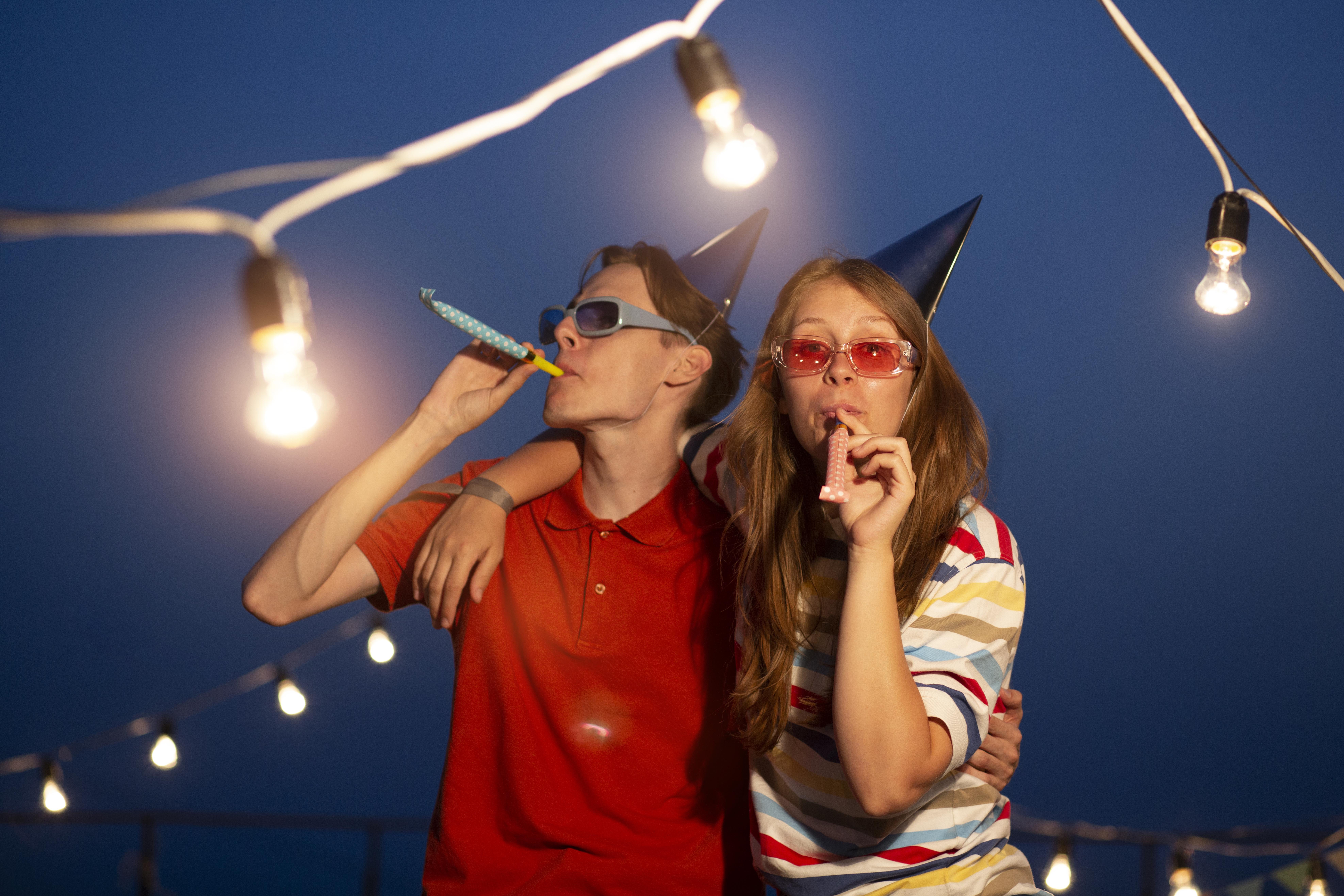 

Билеты на Гидровояж. Вечеринка на теплоходе на разводные мосты (Причал на Университетской набережной, 13)