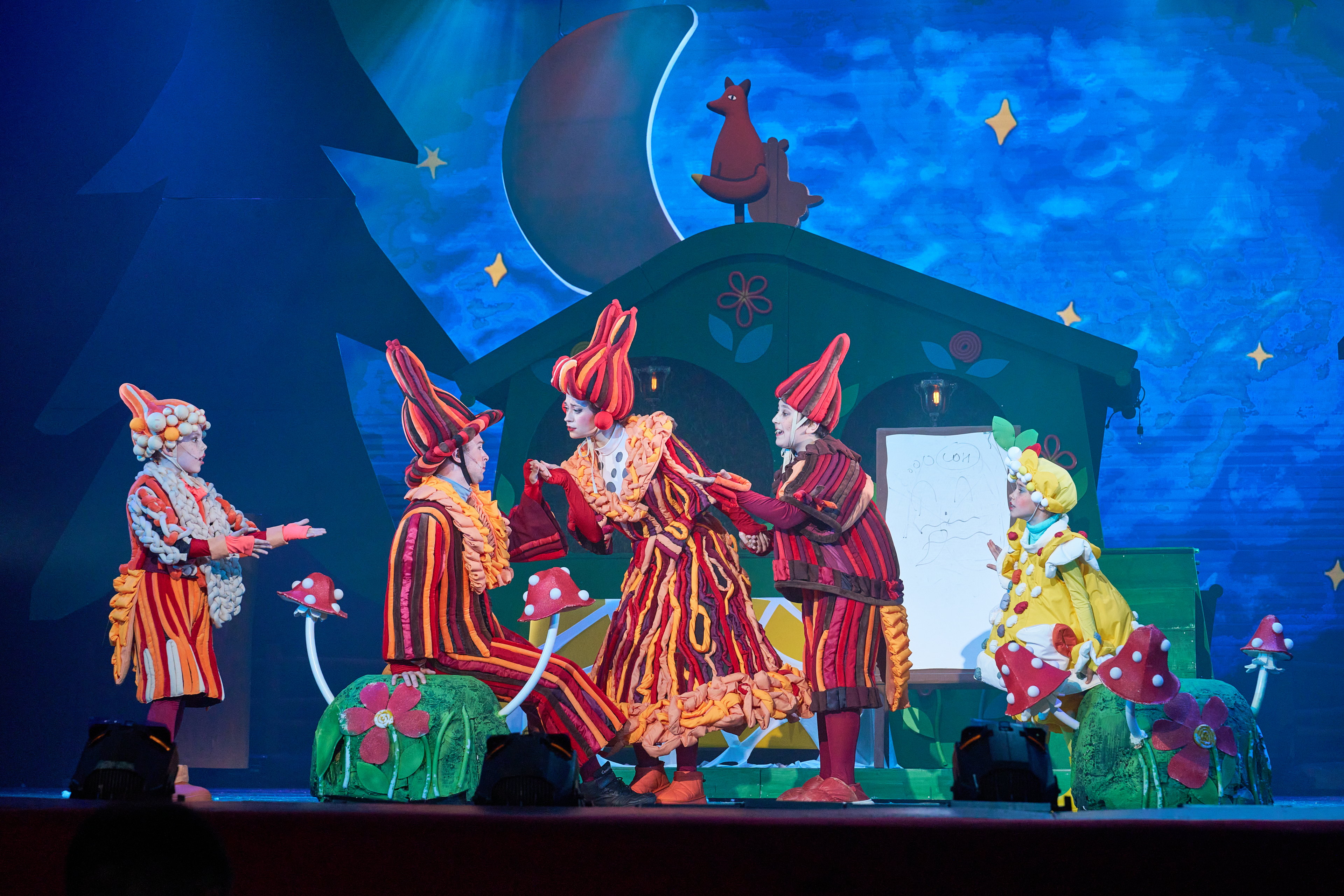 

Билеты на Переполох в курятнике (Театр музыкальной комедии)