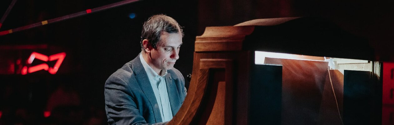 Мировая классика при свечах с органом