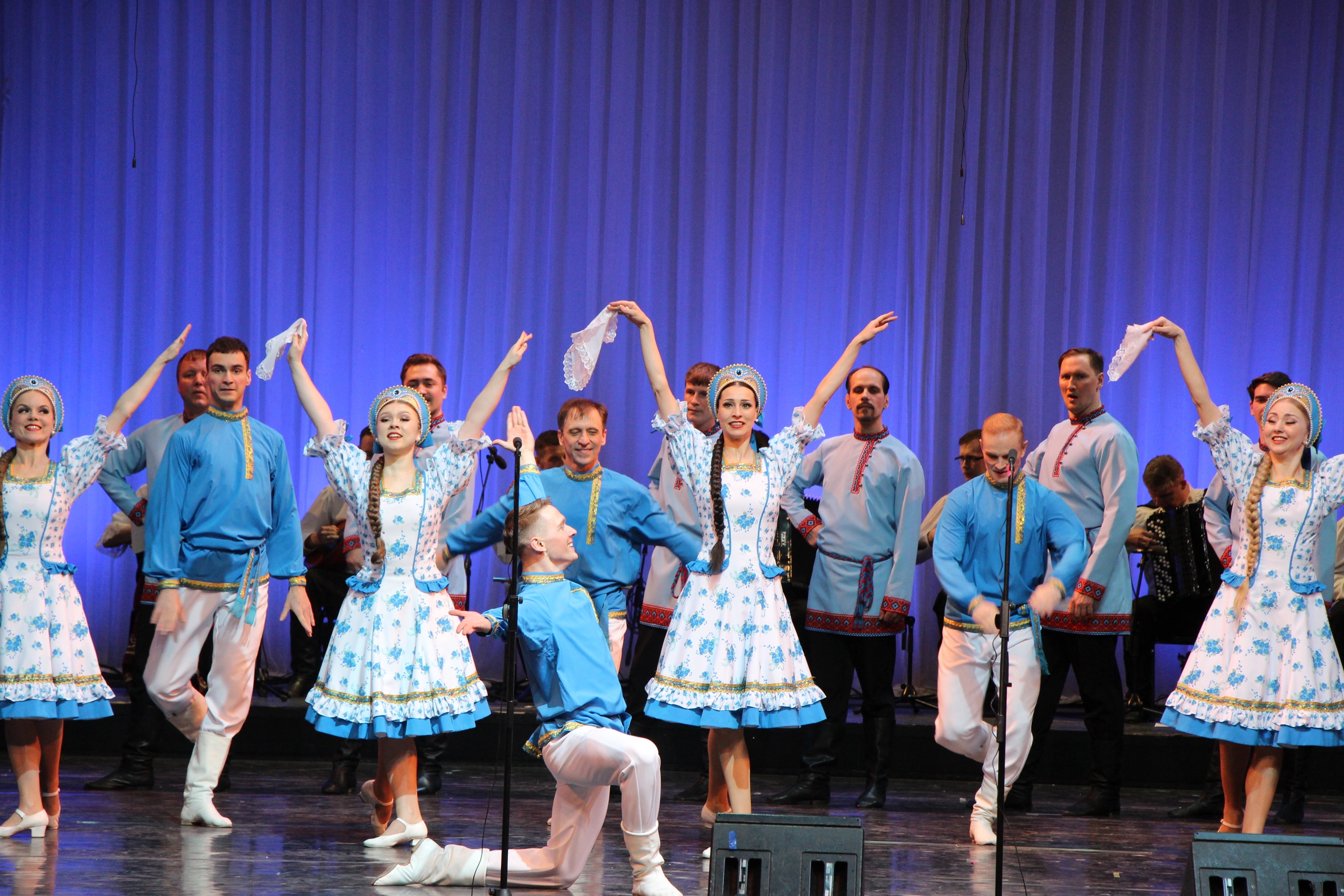 

Билеты на Волжский русский народный хор им. П.М. Милославова (Уральский центр народного искусства)