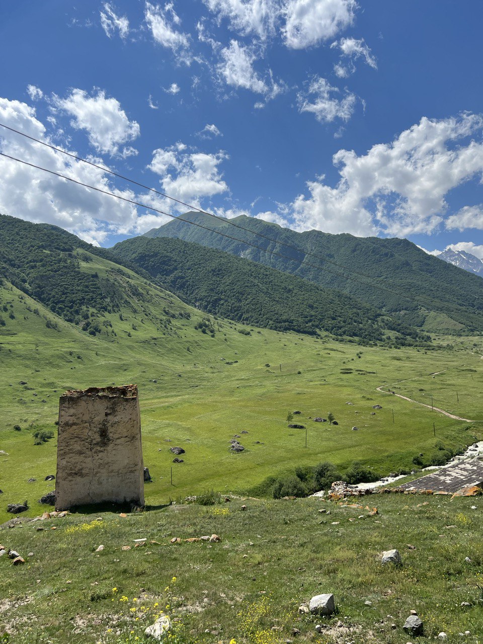 

Билеты на Хуламо-Безенгийское ущелье и Язык Тролля («язык тролля» - балкарская версия)