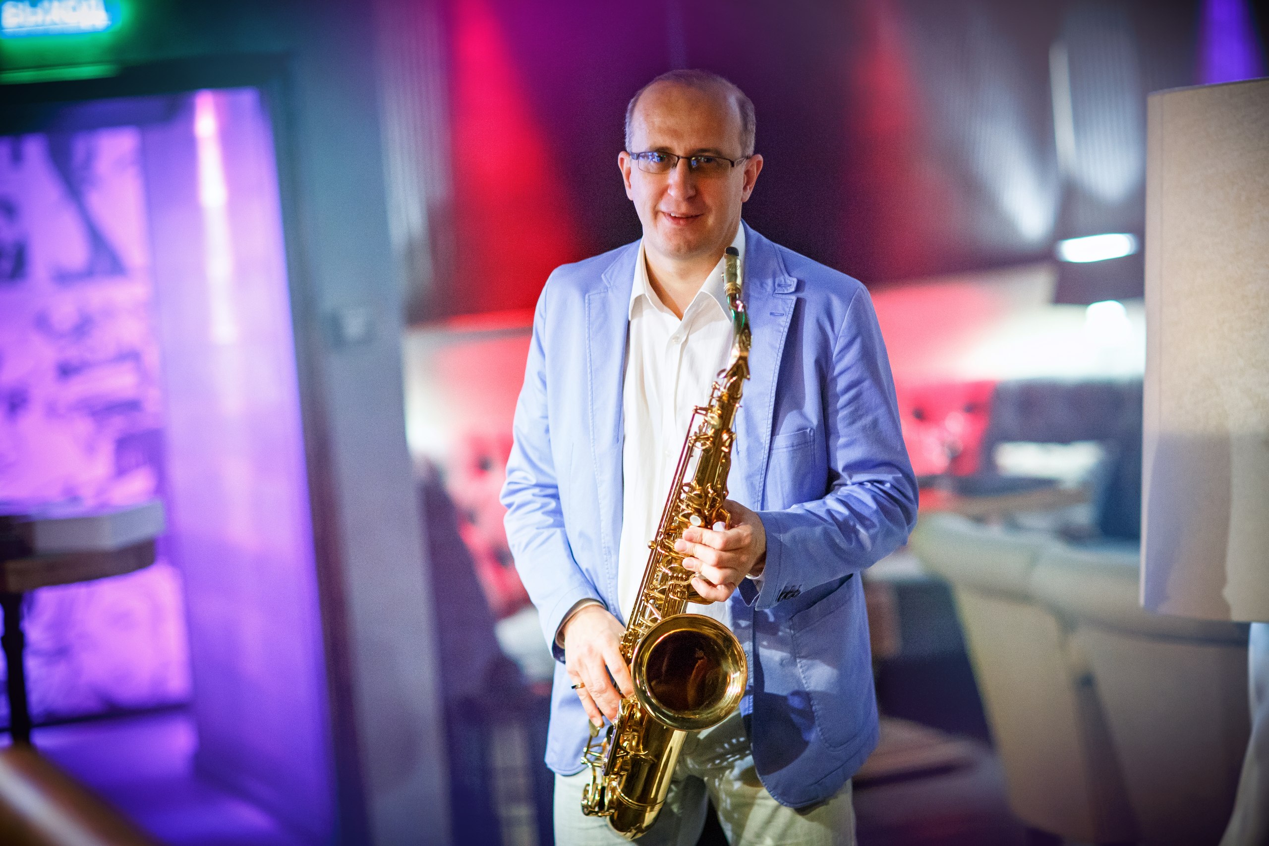 

Билеты на Джаз-саксофон Александра Красоткина (Big Ben)