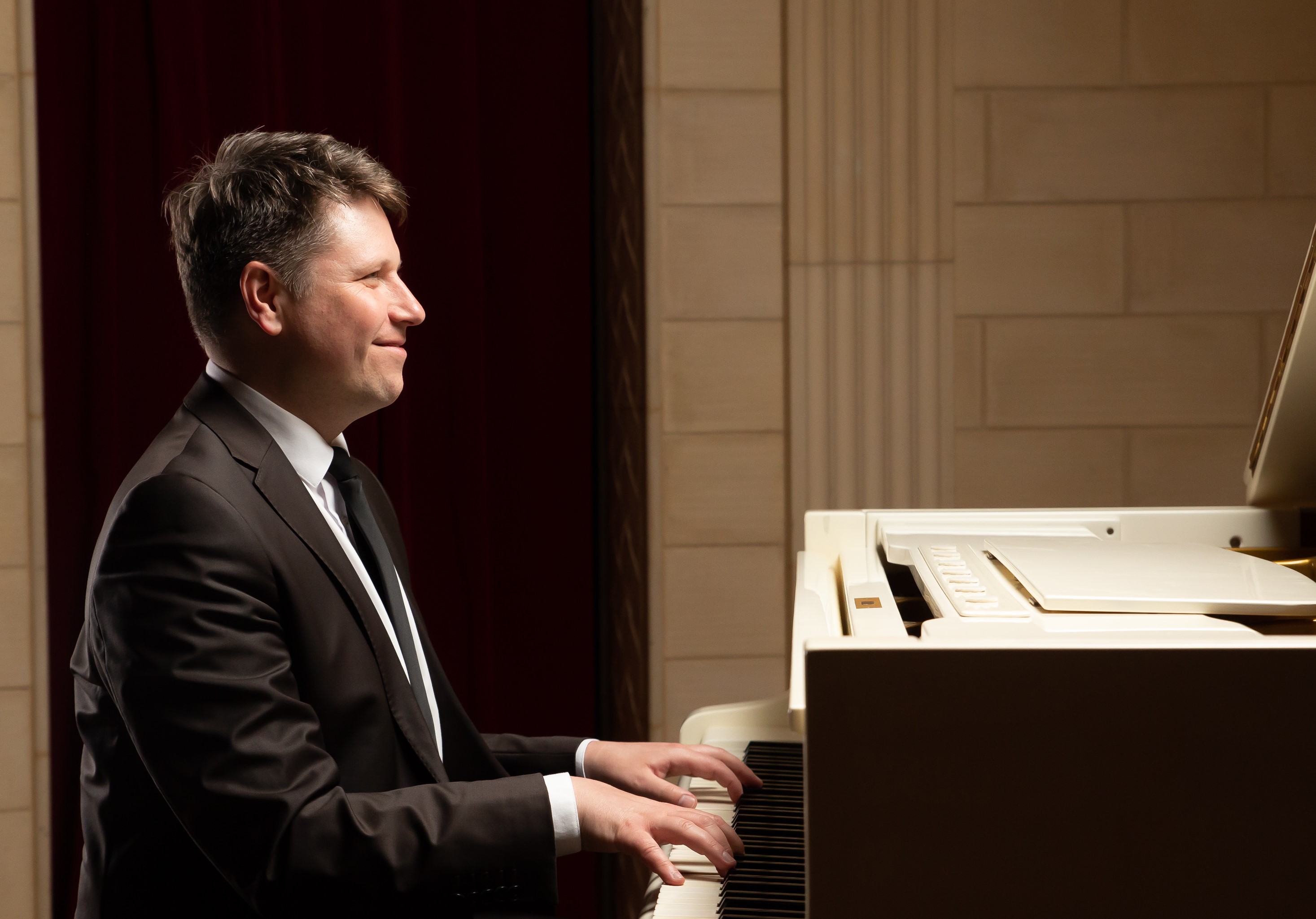 

Билеты на Ансамбль Ильи Филиппова (Театр Старого парка (Кабардинка))