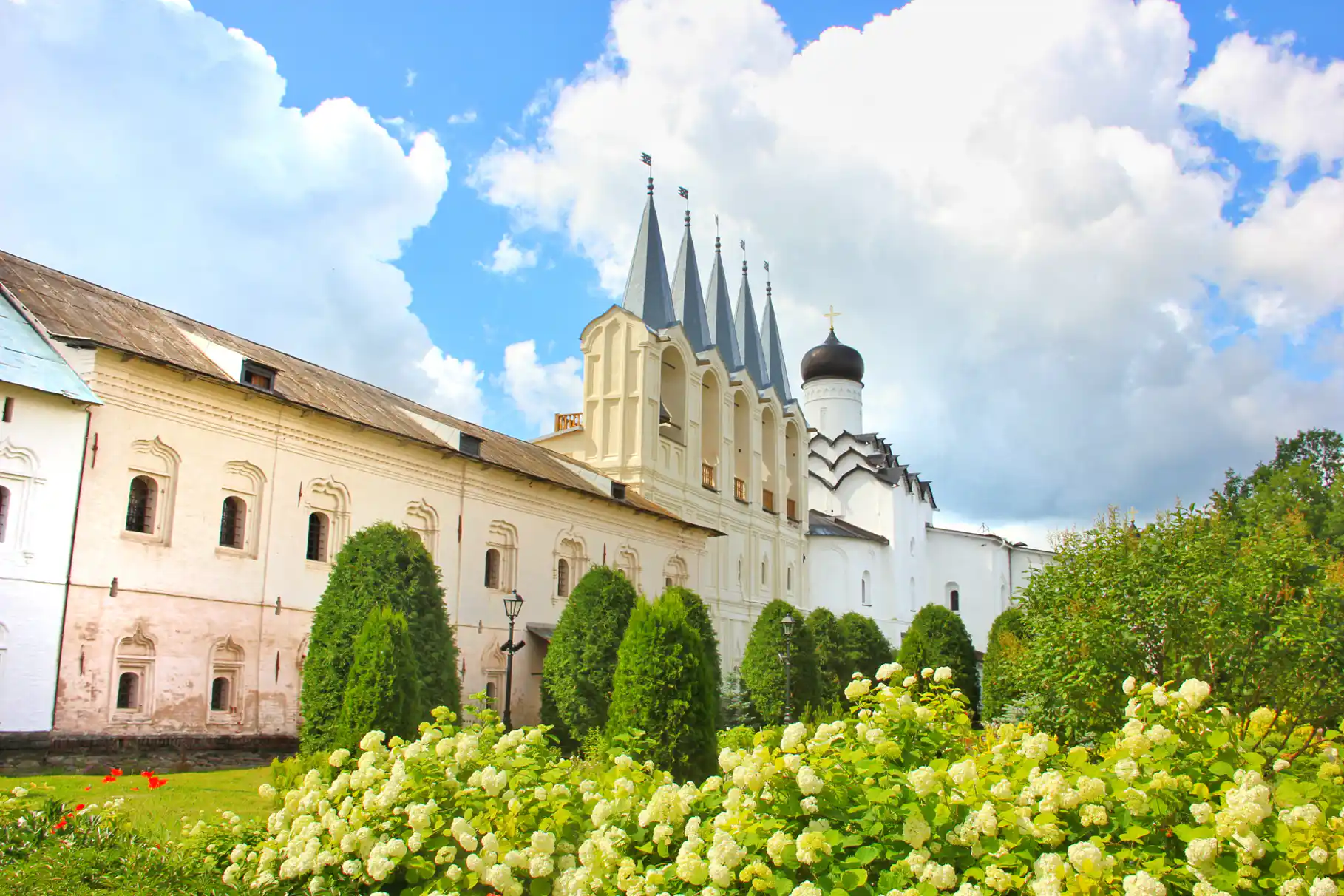 

Билеты на Тихвин и дом-музей Римского-Корсакова (Улица Казанская, 2)