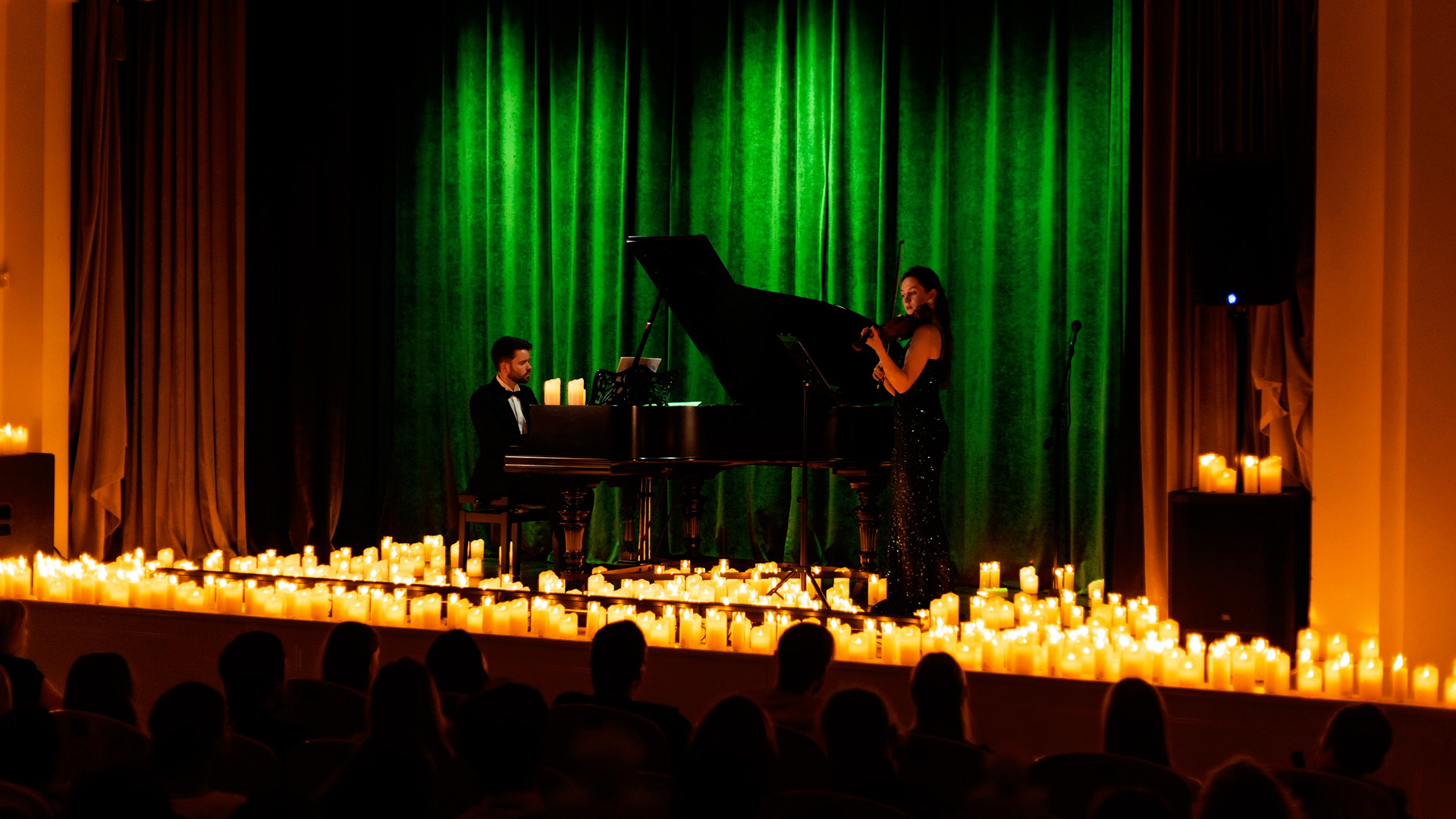 

Билеты на Шопен в сиянии свечей (Дом журналиста)