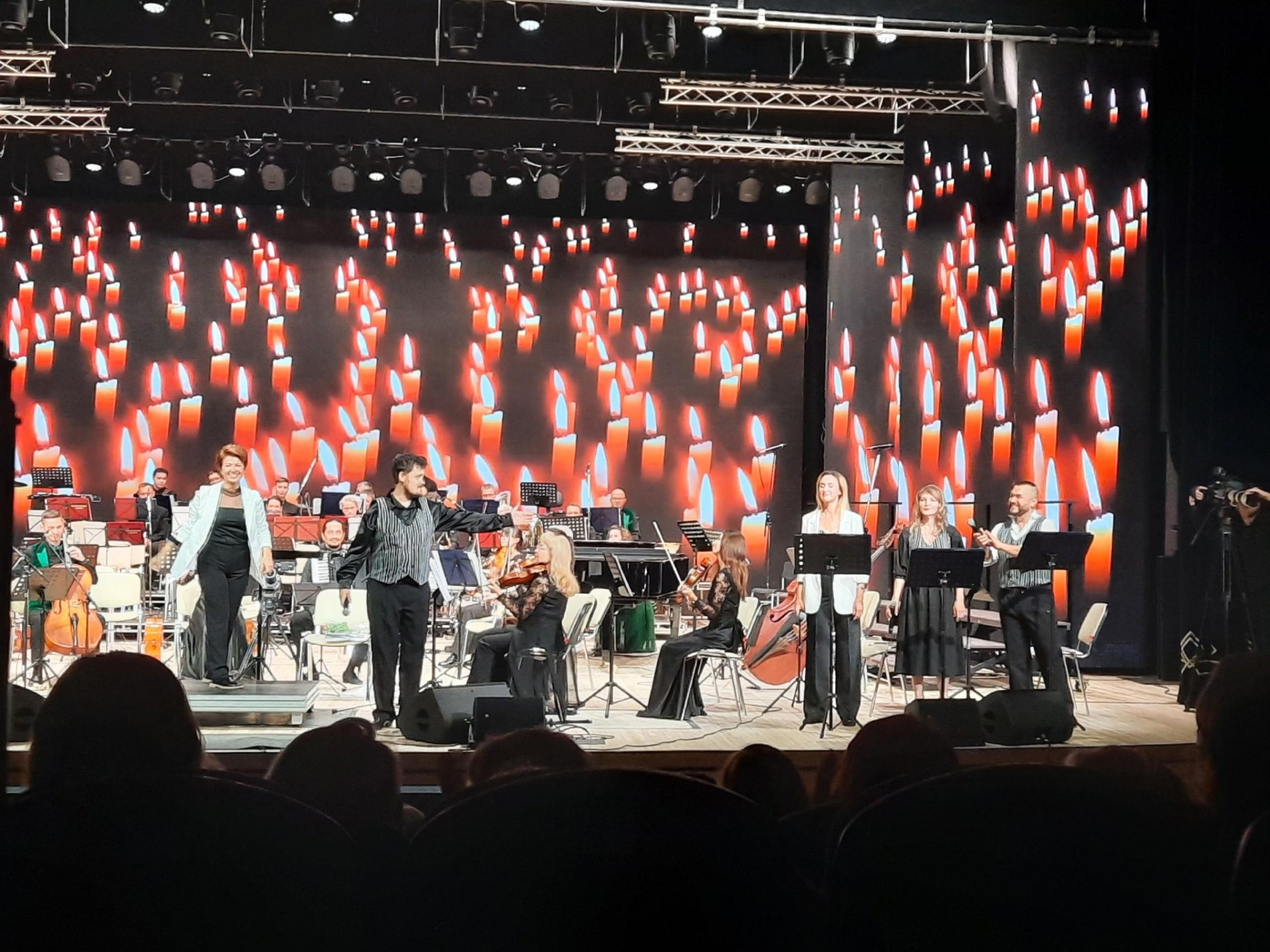 

Билеты на Во имя Великой Победы (Филармония)