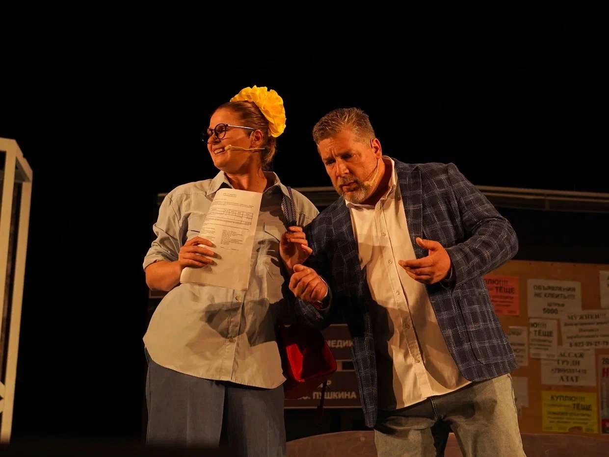 

Билеты на Ненормальная (Окружной дом офицеров)