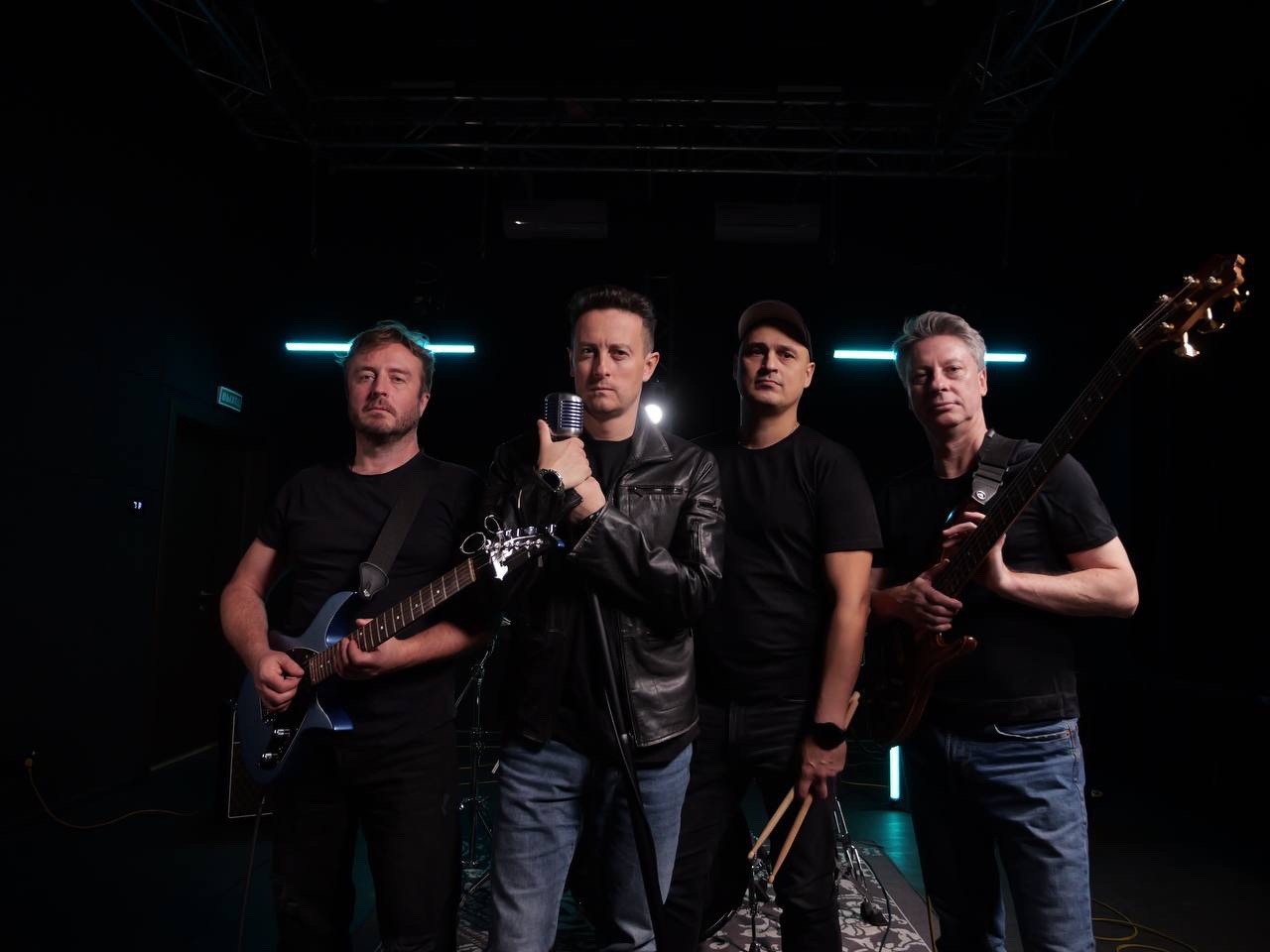 

Билеты на Сергей Савин & Музloft Band (Petter)