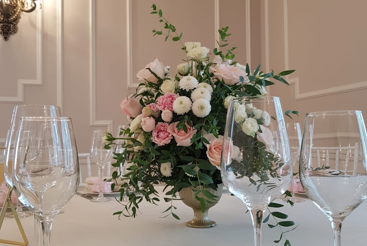 

Билеты на Тиффани: кино, самые крупные в мире бриллианты и успех без скандалов (Milutin Palace)