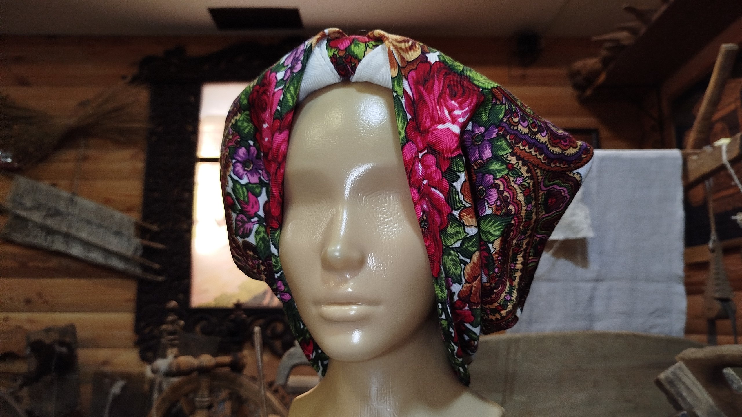 

Билеты на Ночь искусств. О традиционных женских головных уборах (Музей истории Хлынова)