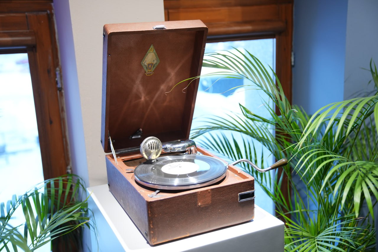 

Билеты на Закулисье филармонии. Сибирский калейдоскоп (Филармония)