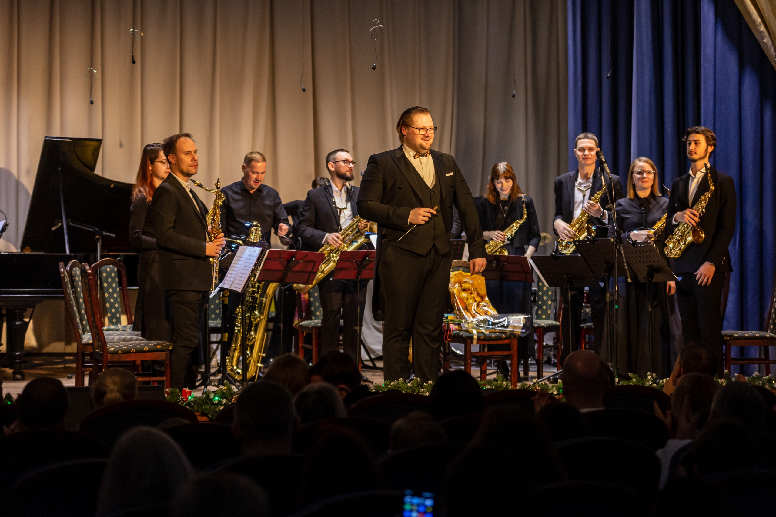 

Билеты на Мировые шедевры на саксофонах при свечах (Дом Голландской церкви)
