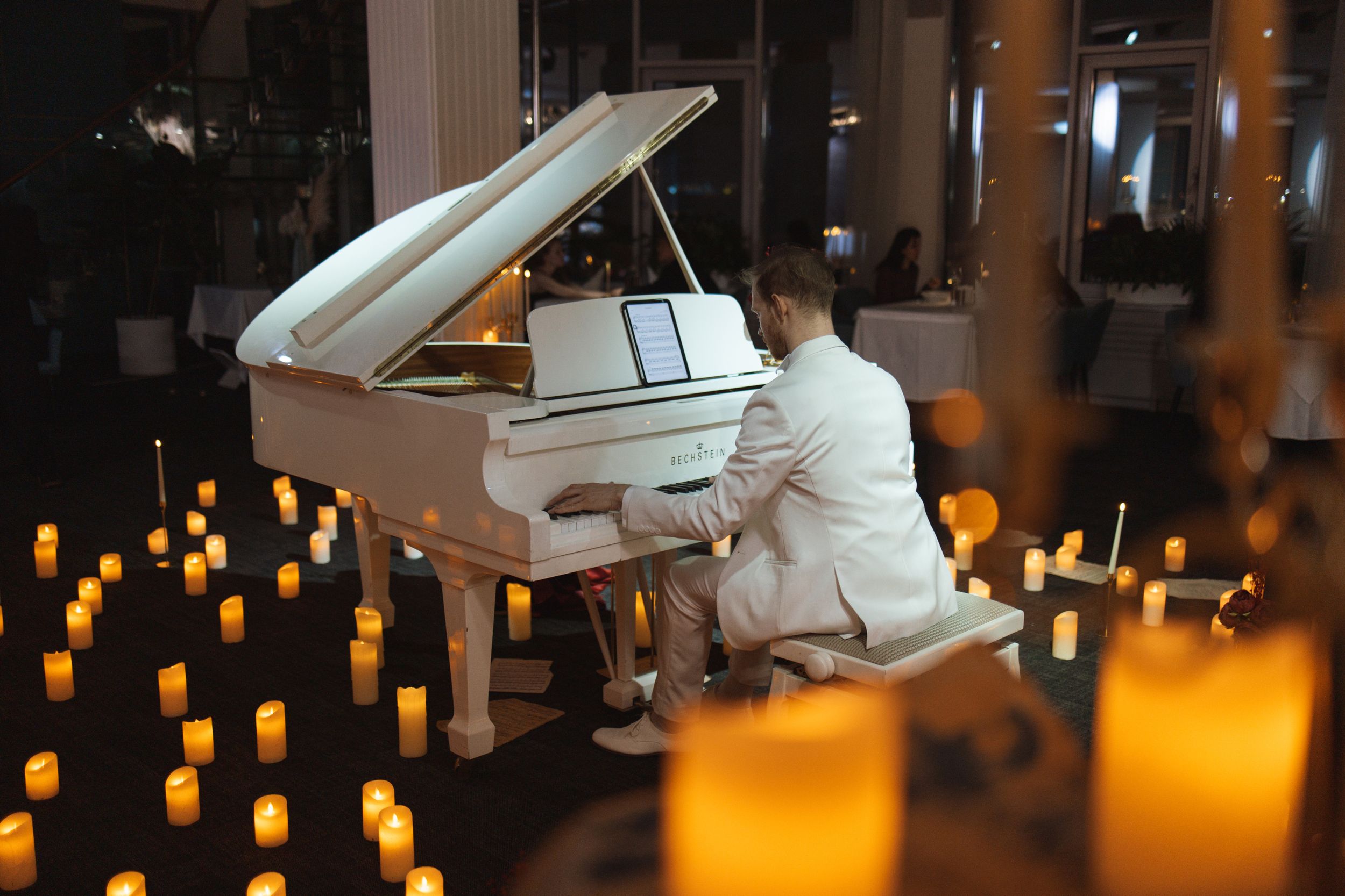 Афиша: Магия свечей. Саундтреки о любви в Санкте-Петербург 31 мая 2026