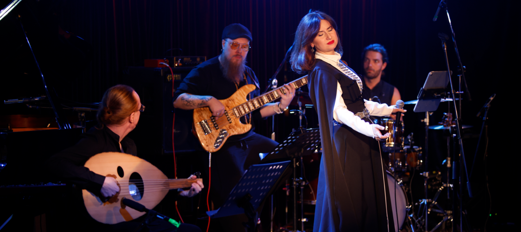 

Билеты на Flying Fish. Грузинская дорога (Зарядье)