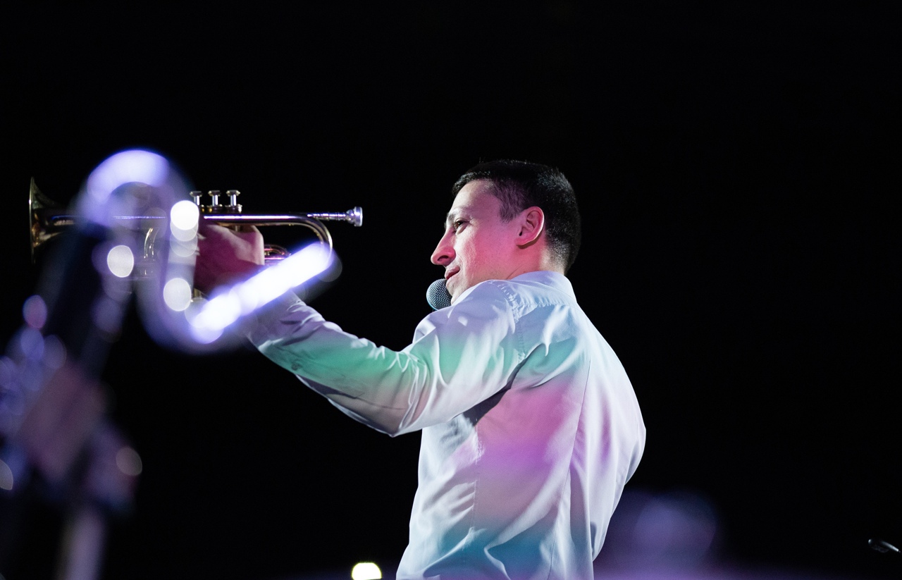 

Билеты на Новогодний концерт с Петром Востоковым (На Плющихе)