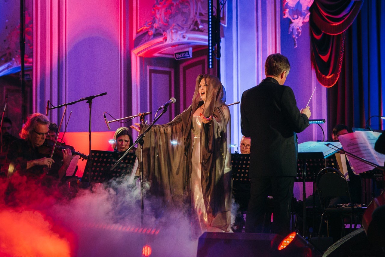 

Билеты на Космос. Симфонические саундтреки (Дворец Белосельских-Белозерских)