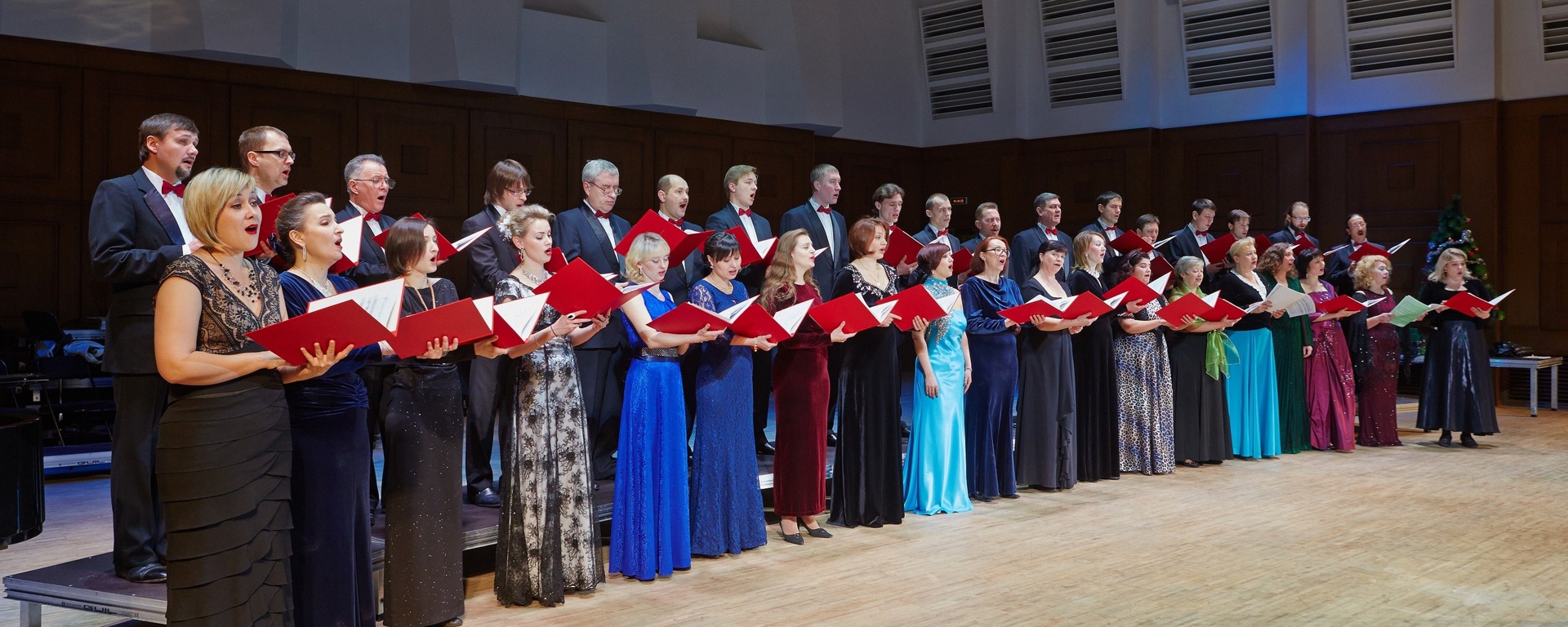 

Билеты на Свет и золото (Филармония. Камерный зал)