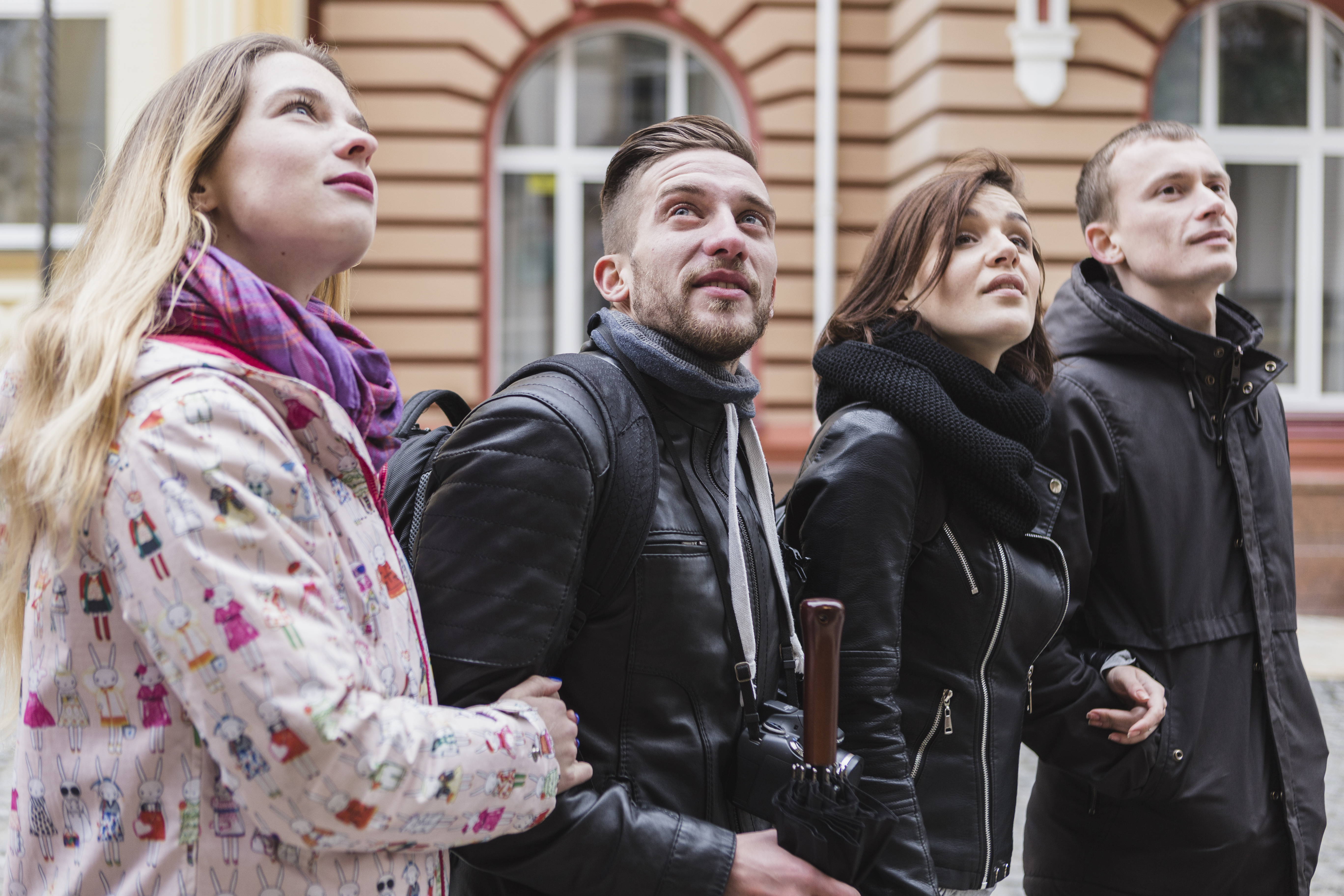 

Билеты на Экскурсия по Васильевскому острову (Станция метро «Василеостровская»)