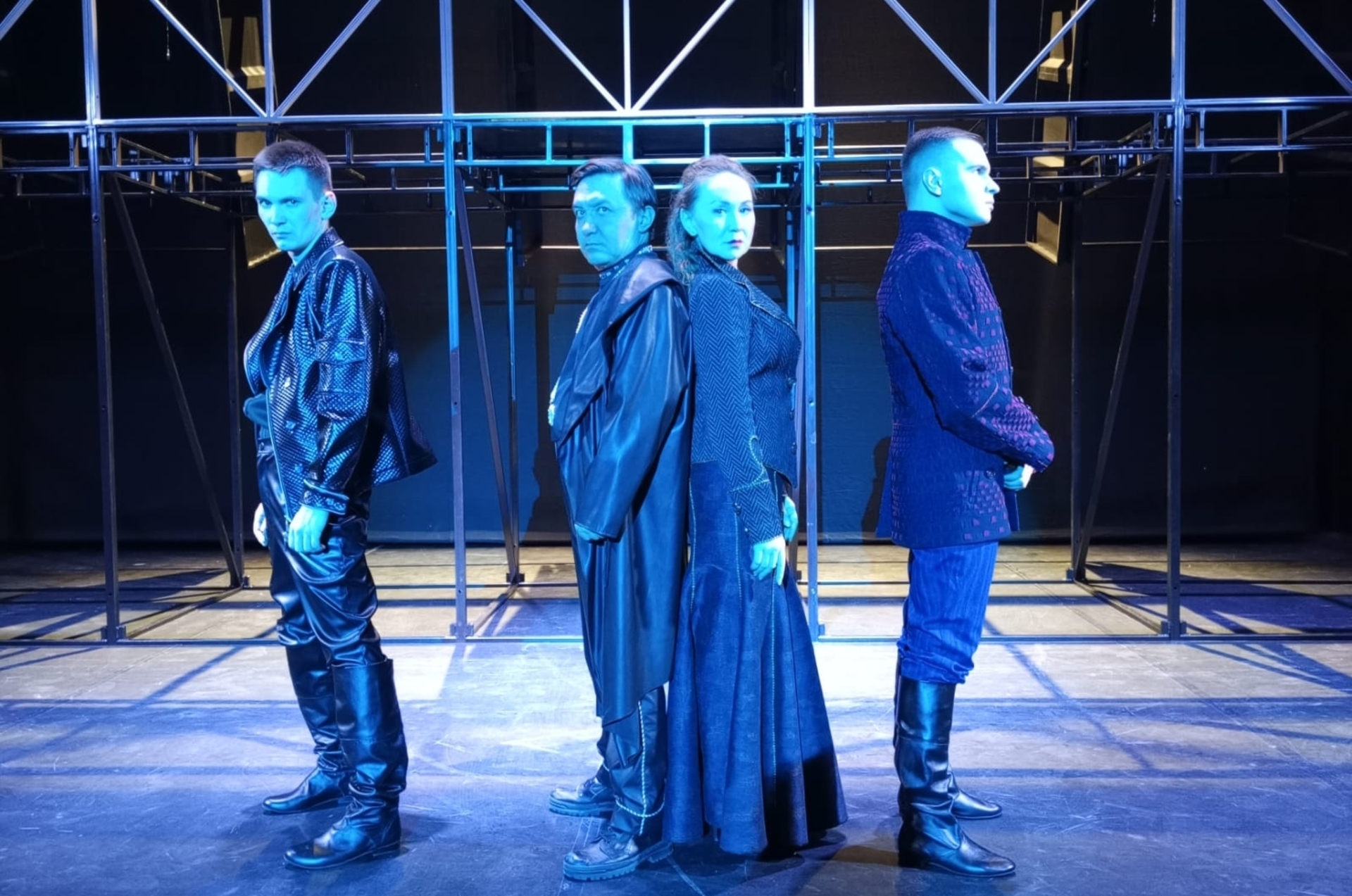 

Билеты на Король Лир (Театр юного зрителя)