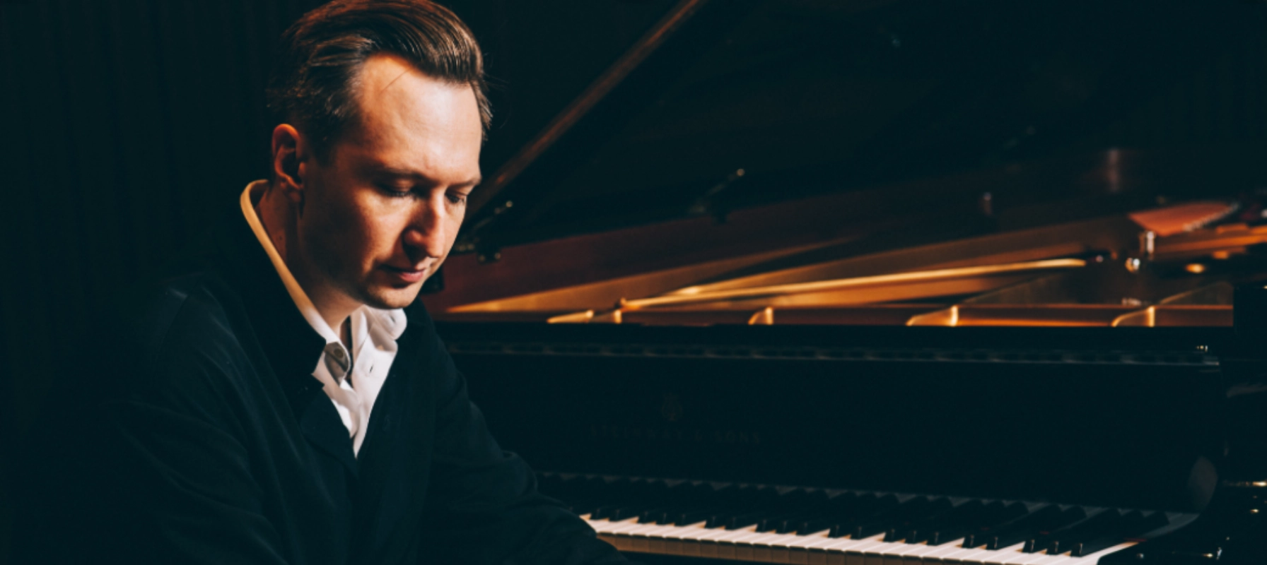 

Билеты на Сергей Каспров (Зарядье)