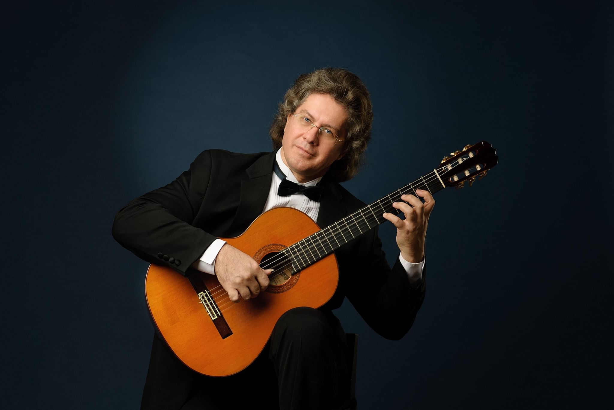 

Билеты на Просто новогодний концерт (Музыкальная квартира на Тверской)