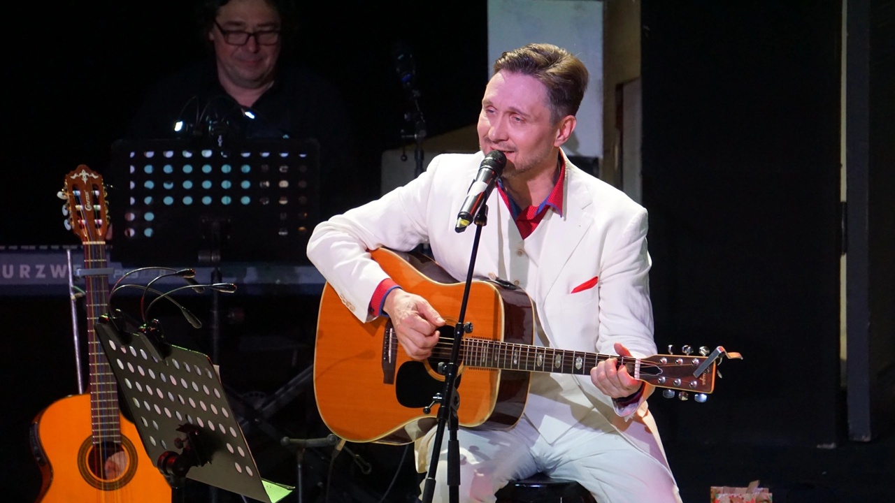 

Билеты на Симфония любимого кино (Театр Вахтангова)