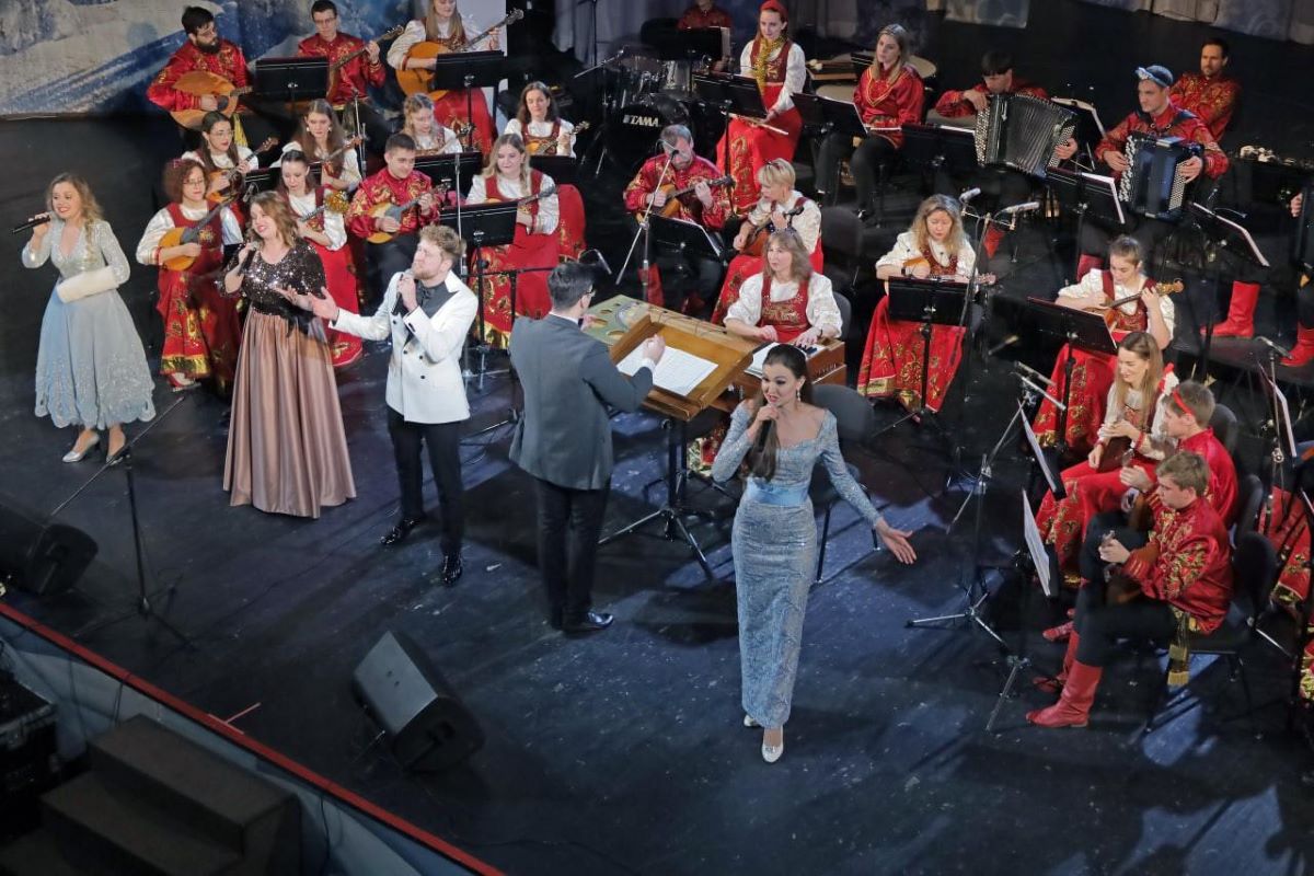 

Билеты на Оркестр «Дон». Новогодние приключения Маши и Вити (Филармония)