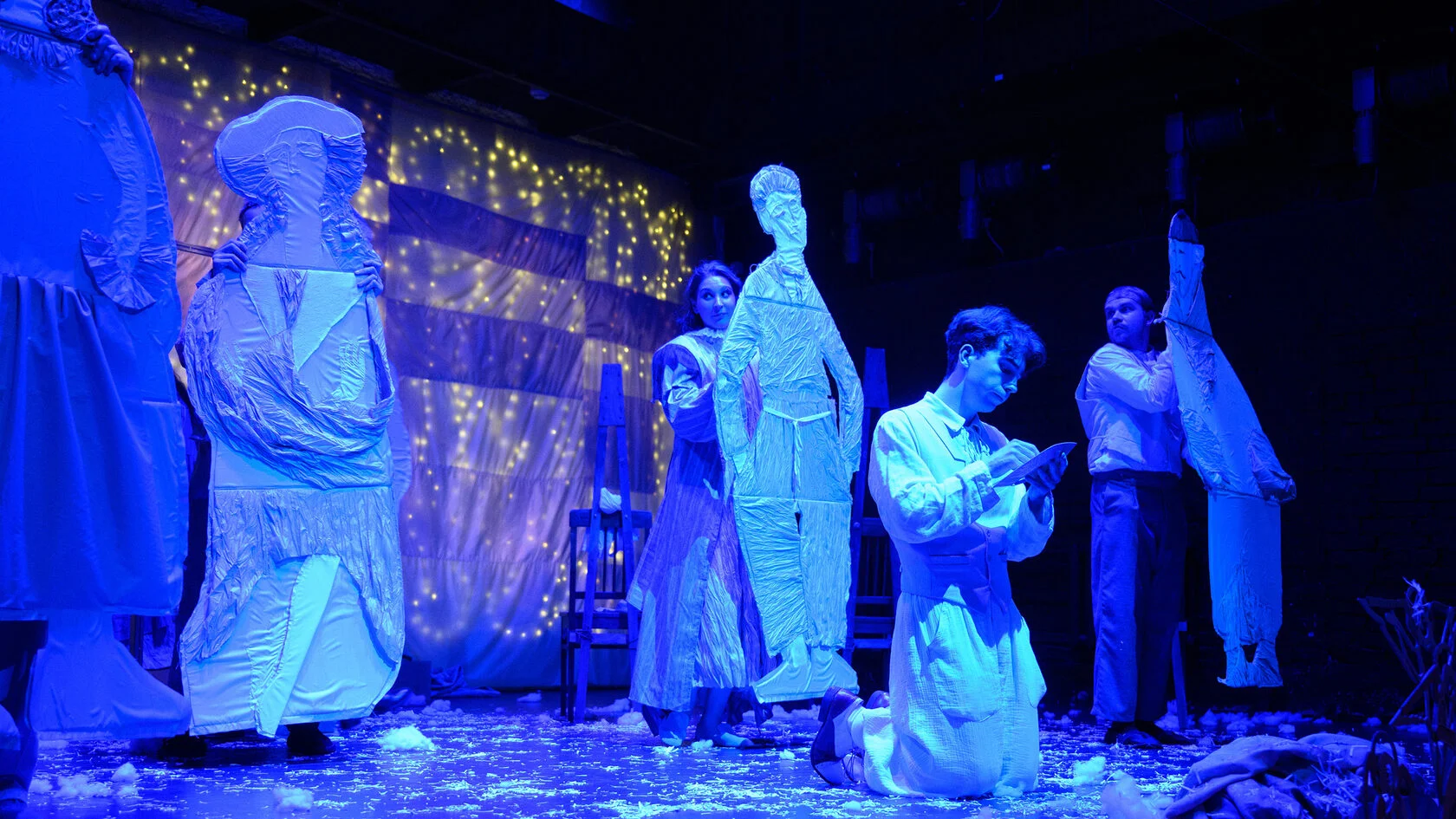 

Билеты на Рождественский атмосферник (Дом Высоцкого на Таганке)