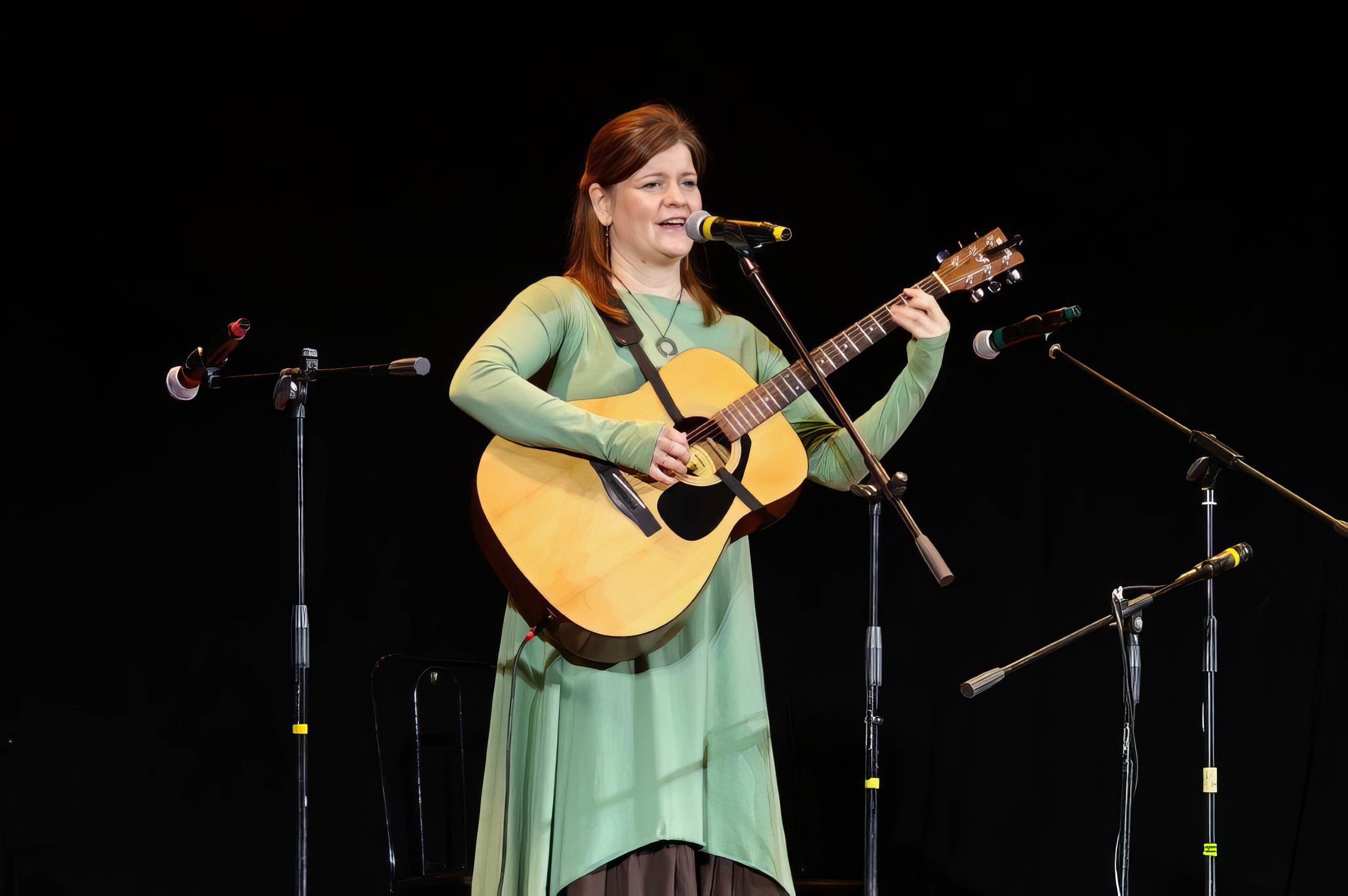 

Билеты на Равноденствие... или У марта душа оглянулась на небо (ДК им. Солдатова)