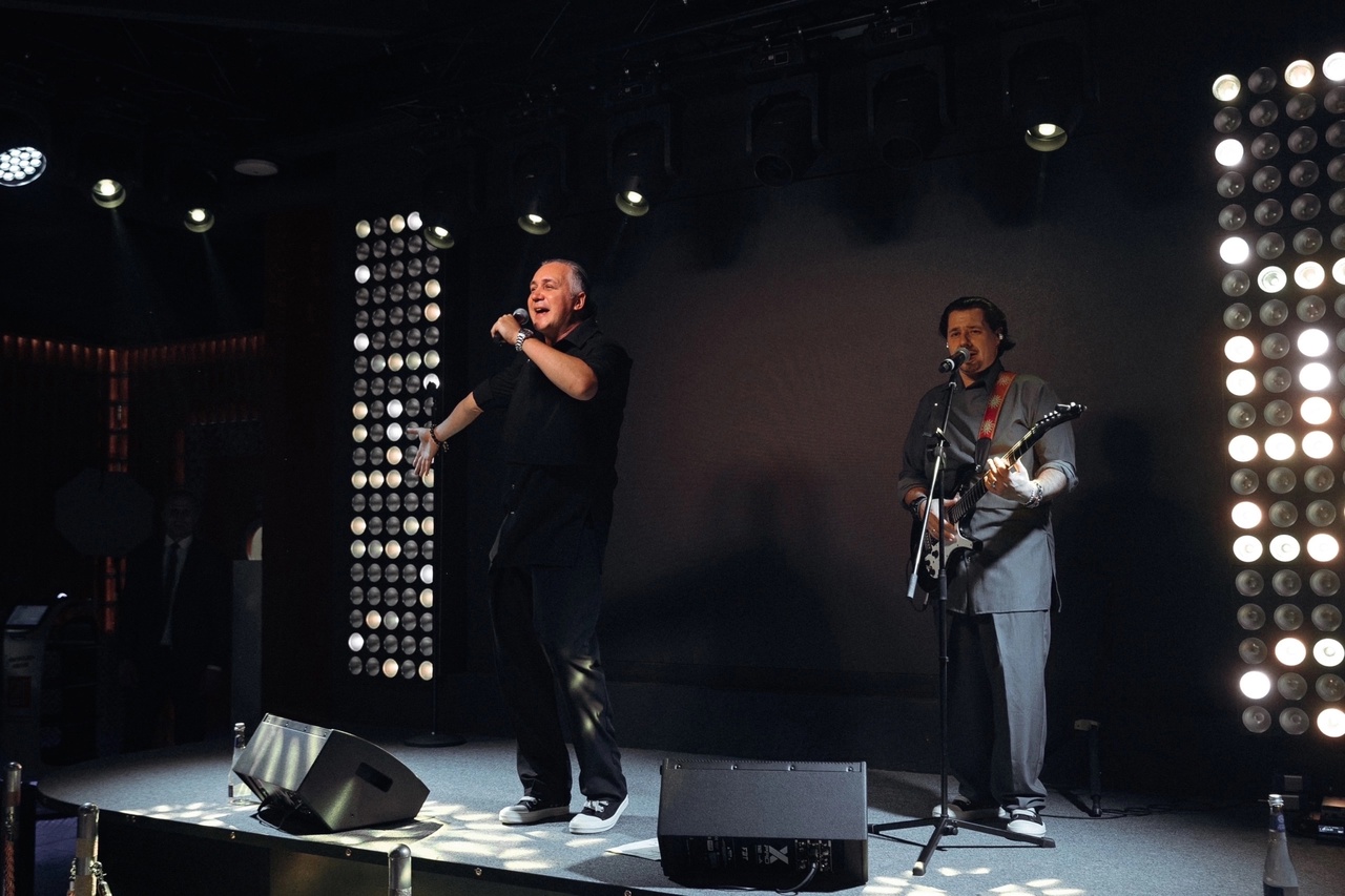 

Билеты на «Динамит» и Александр Староверов (Jekyll & Hyde)