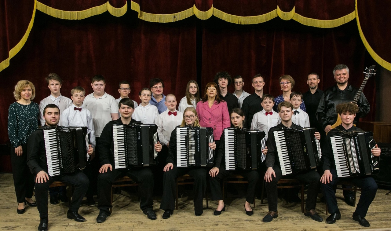 

Билеты на Маэстро аккордеон (Филармония)