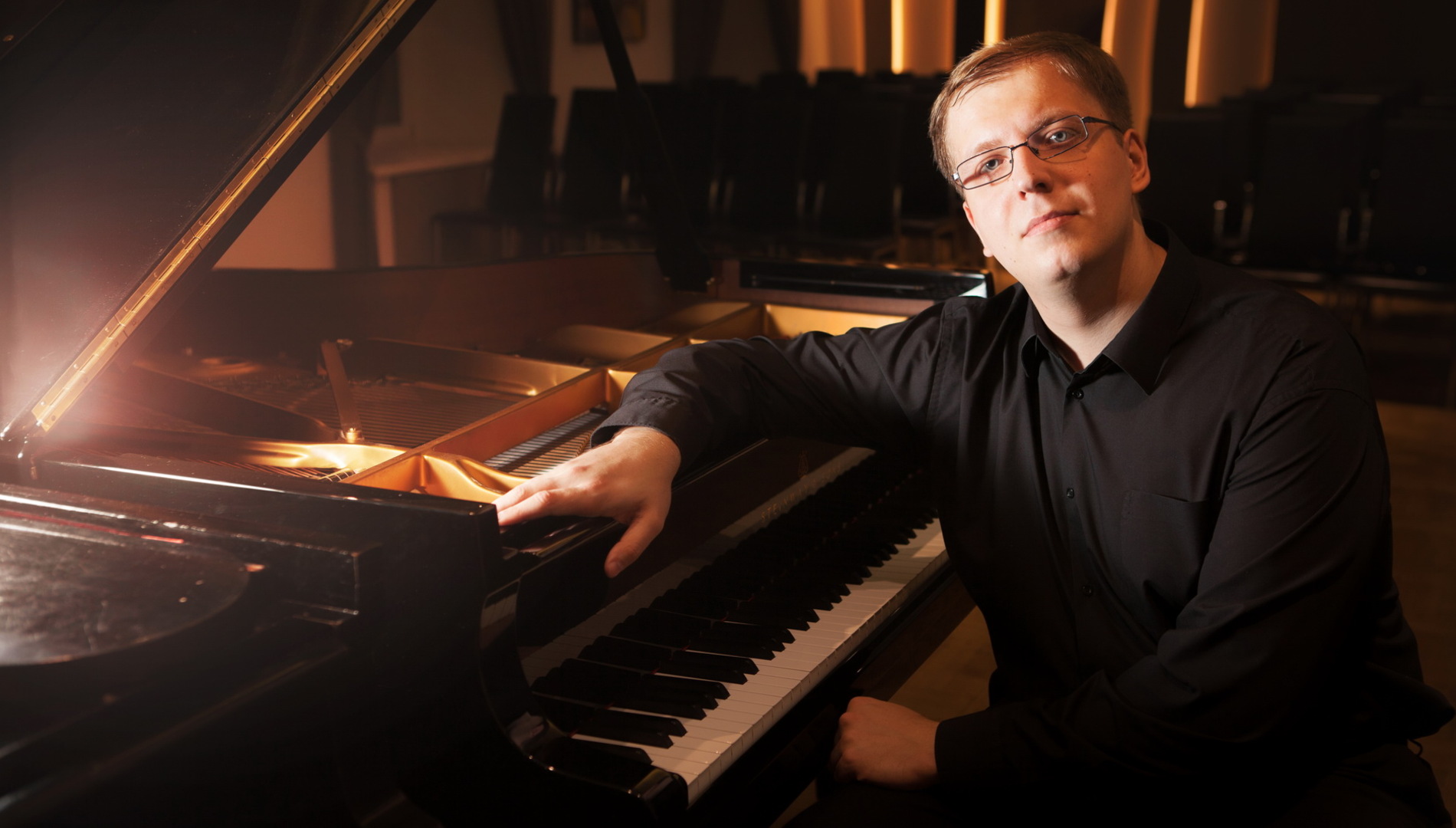 

Билеты на Василий Заболотний (Филармония. Зал органной и камерной музыки)