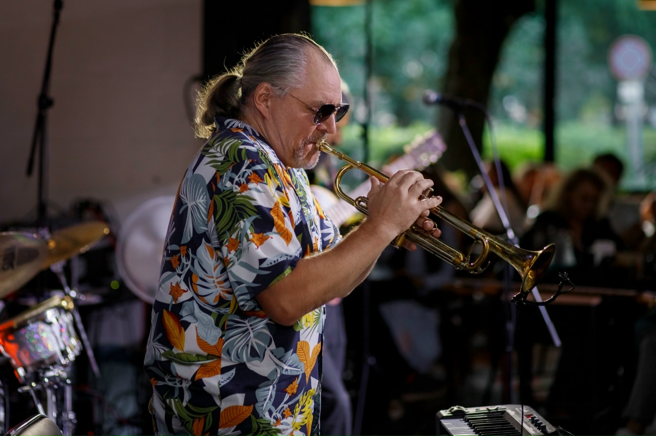 

Билеты на Виталий Расин. Весь этот джаз (Музыка кофе и вина (МКВ))