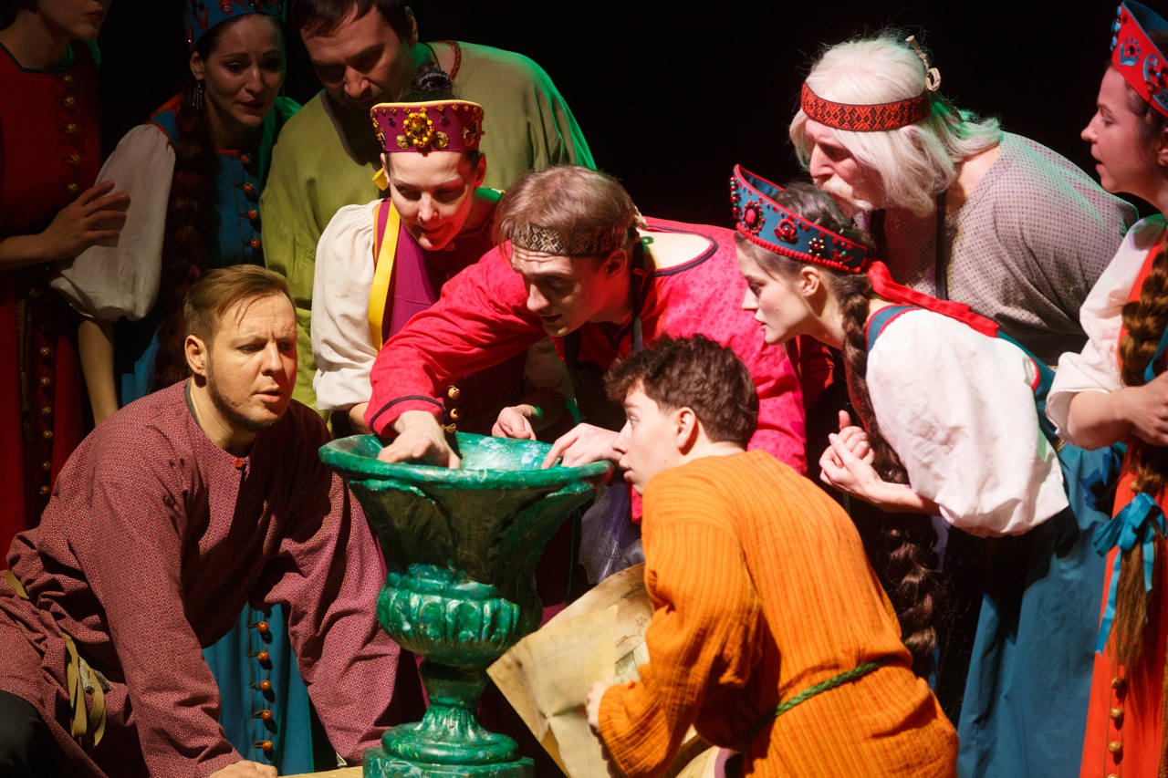 

Билеты на Хозяйка Медной горы (Наш дом. Большая сцена (Химки))