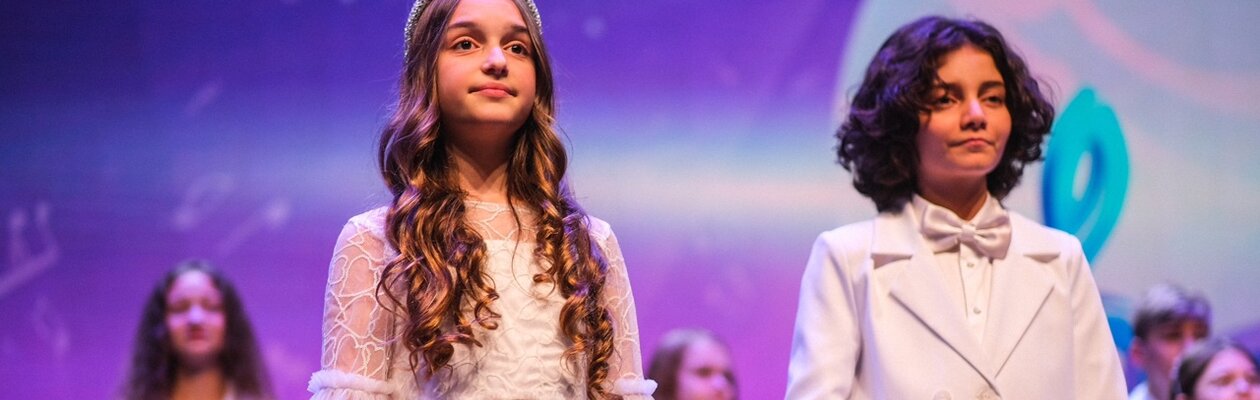 Непоседам — 35