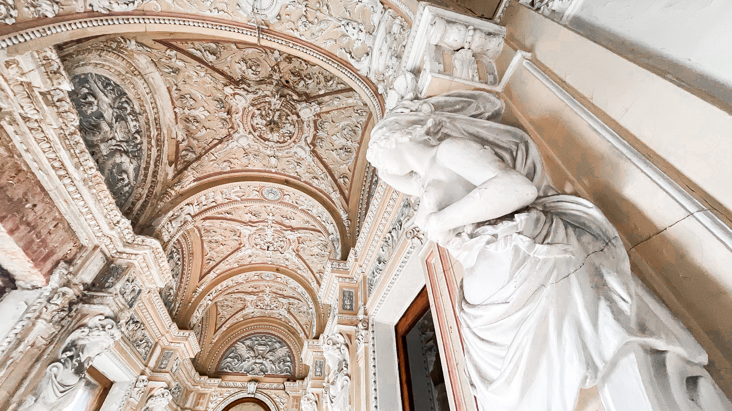 

Билеты на Обзорная экскурсия по особняку Брусницыных (Особняк Брусницыных)